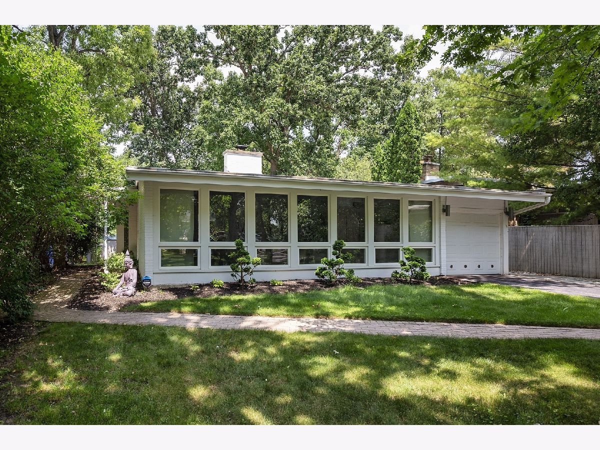 Homes Sold Sherwood Forest Highland Park Illinois, 1657 Huntington