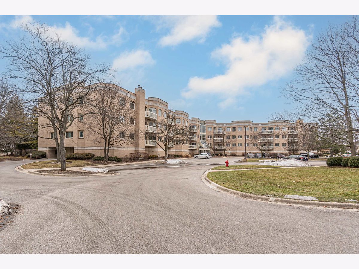 Condominiums & Homes Sold Manchester Green Buffalo Grove Illinois
