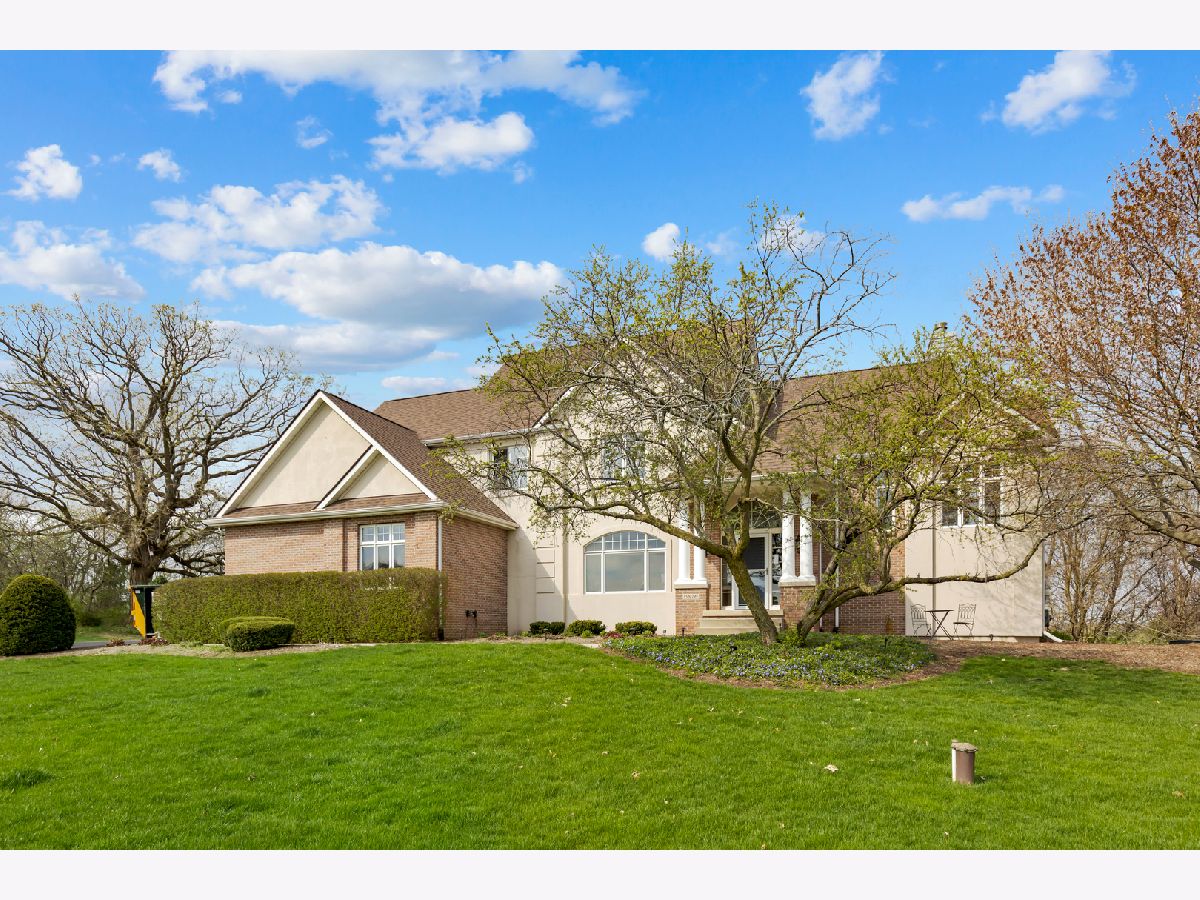Homes Sold Triple Oaks Farm Hampshire Illinois, 15N799 Farm View