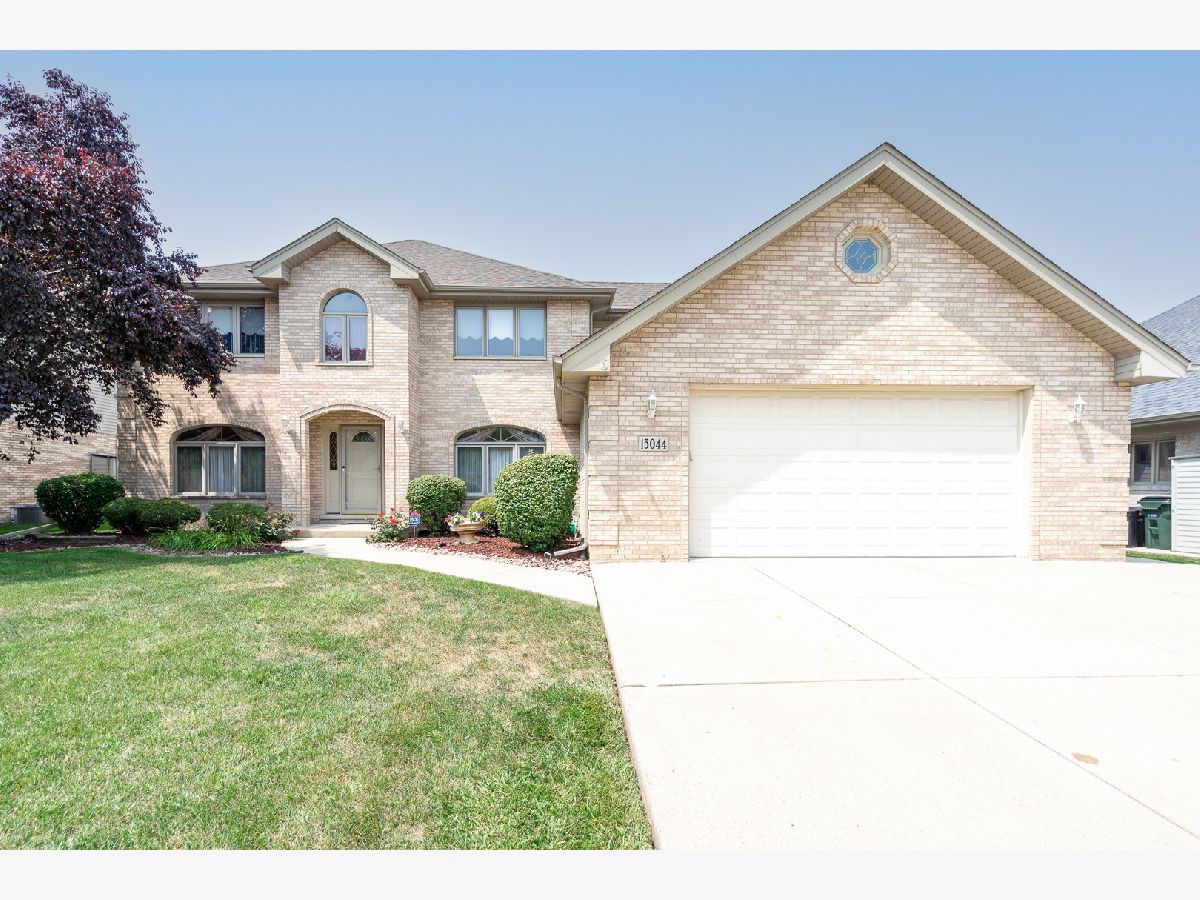 Homes Sold Landings Oak Forest Illinois, 15044 Moorings