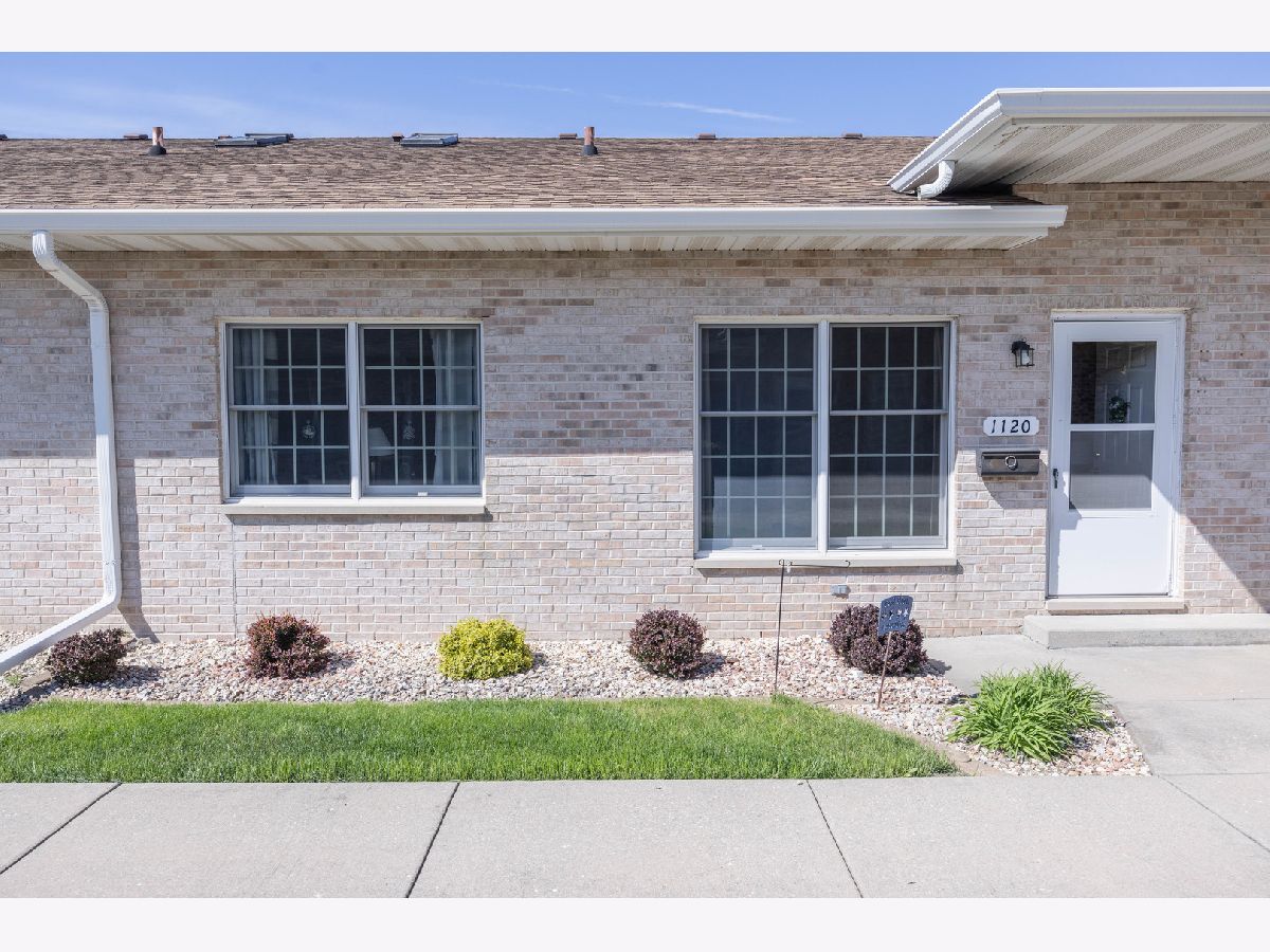 Condos & Townhomes & Homes Sold Chovan Estates Joliet Illinois, 1120 Chovan