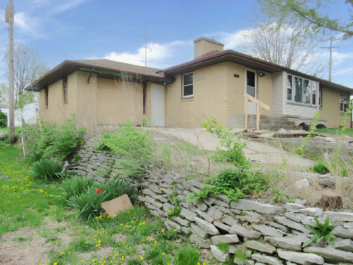  Sold Pekin Illinois, 1600 11th