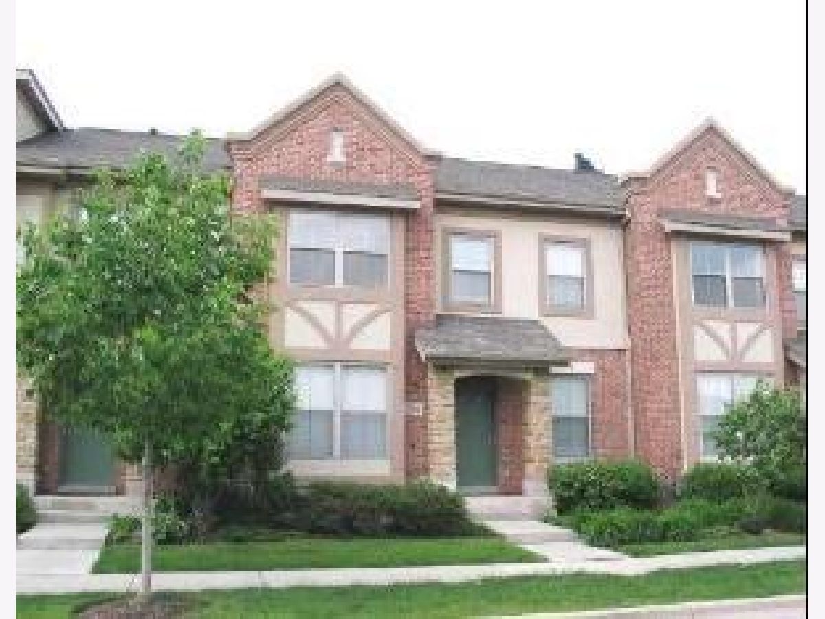 Condos & Townhomes Rented Shermer Place Northbrook Illinois, 1968 Brentwood