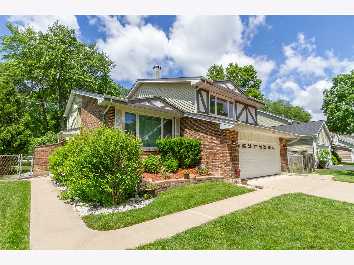 Homes & Townhomes Sold Ridgefield Wheeling Illinois, 870 Tanglewood
