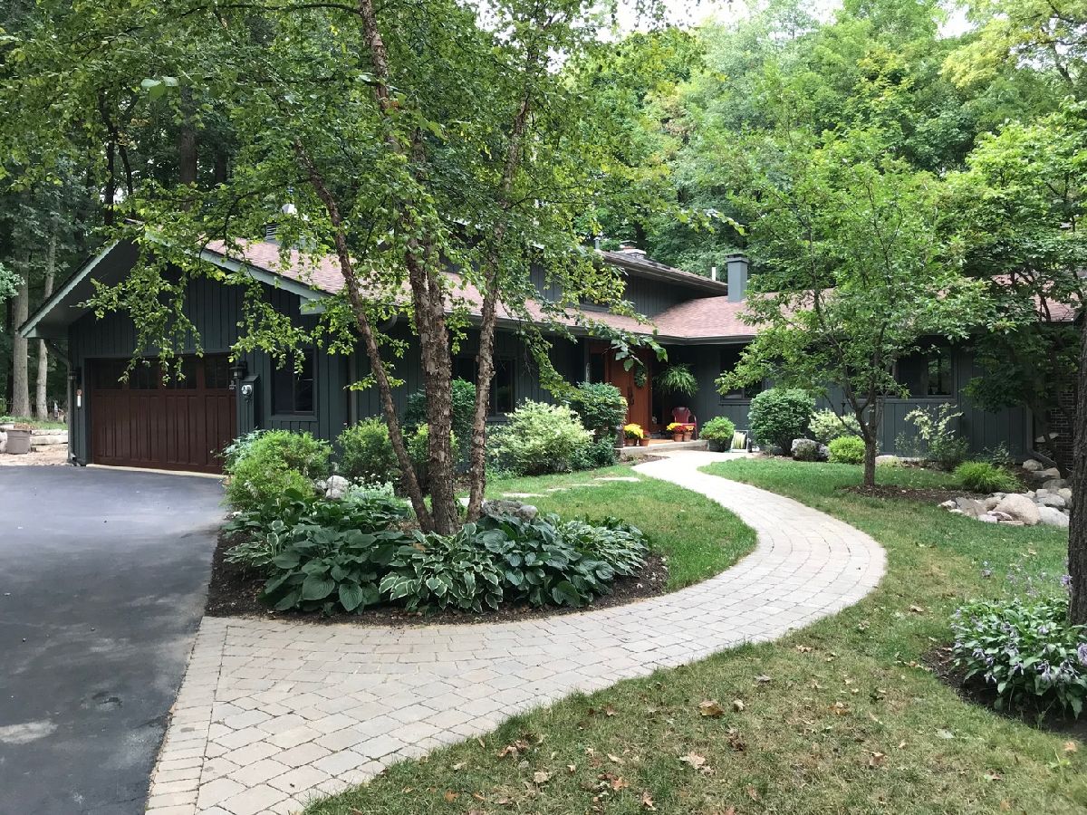 Homes & Condos & Townhomes Sold Wild Rose St Charles Illinois, 4N154 Thornapple