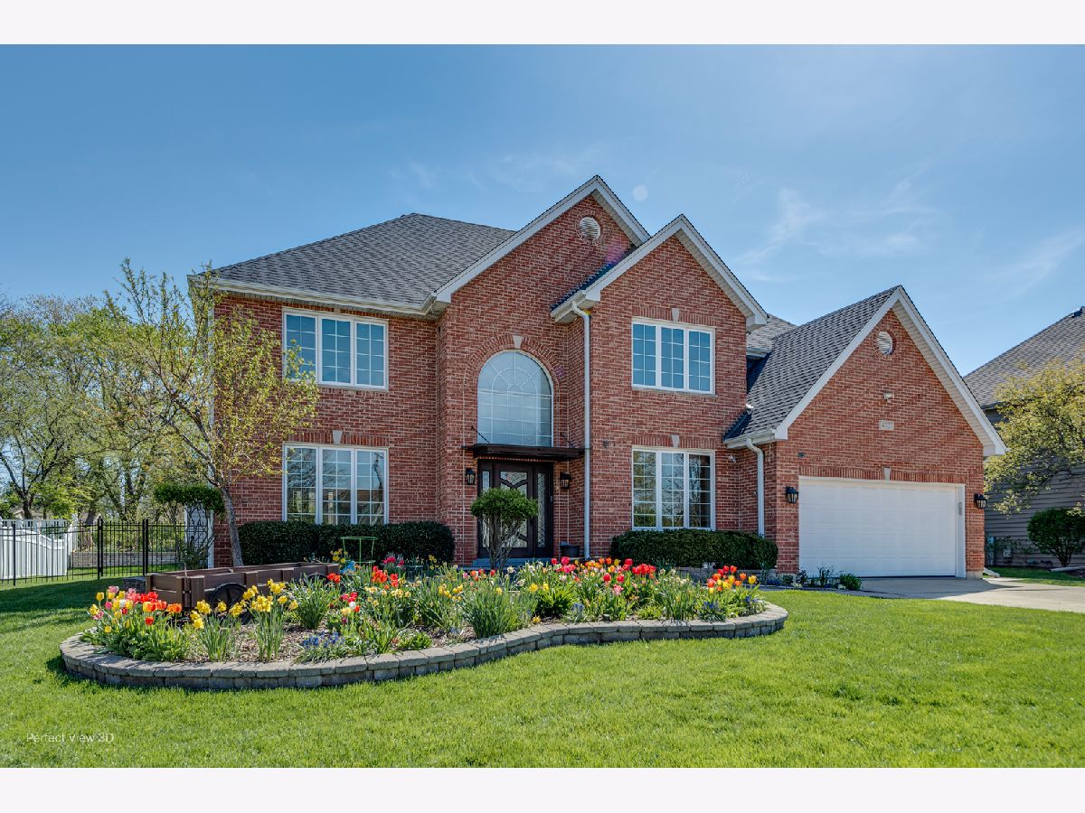 Homes & Townhomes Sold Tate Woods Lisle Illinois, 4327 Carl