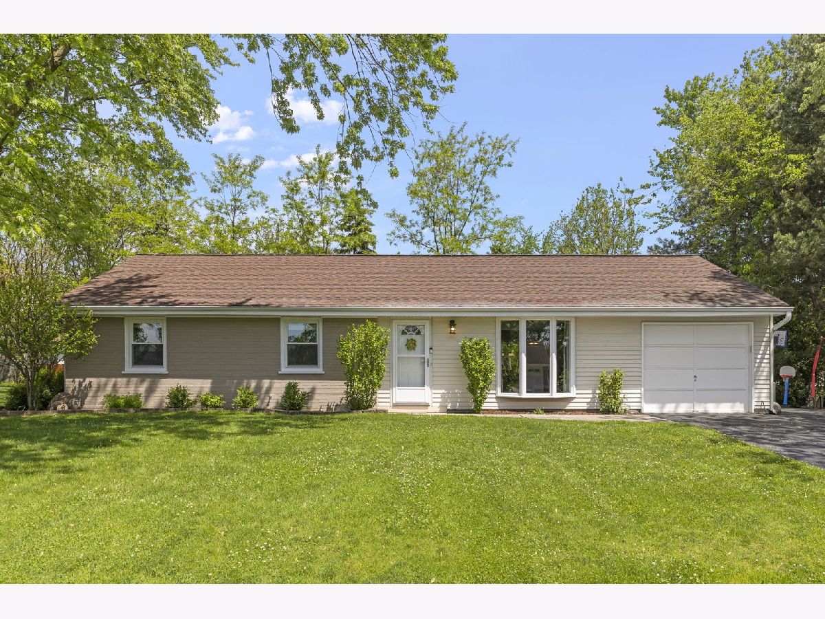 Homes Sold Brookhaven Manor Darien Illinois, 1002 Juniper