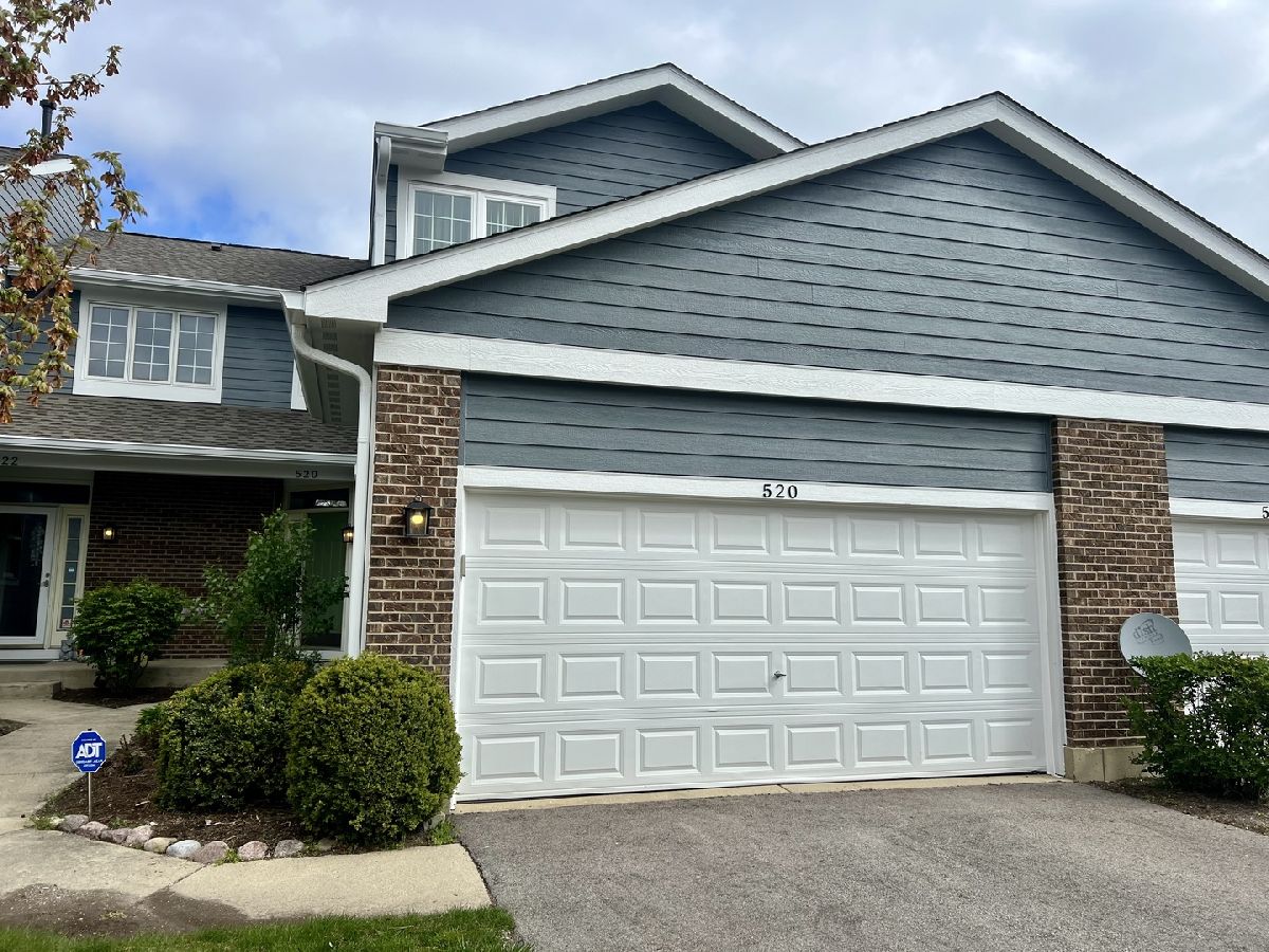 Townhomes & Condos & Homes Rented Parkside On The Green Palatine Illinois, 520 Parkside