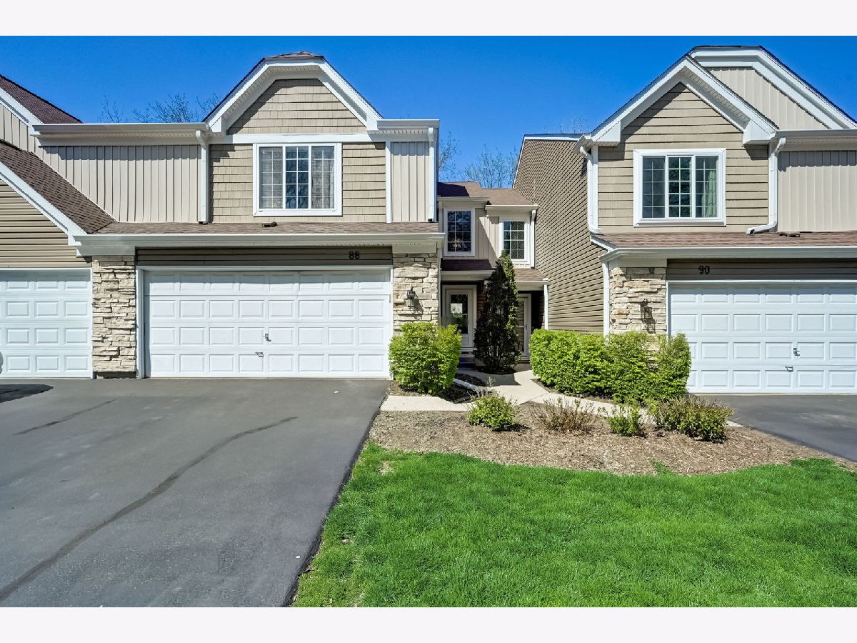 Townhomes Sold Sherwood Forest Streamwood Illinois, 88 Cambridge
