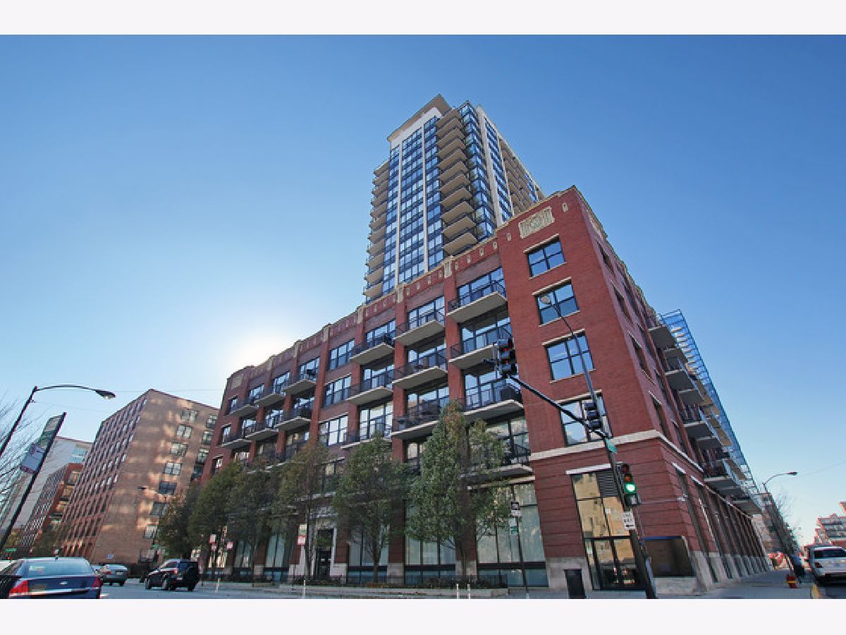 Condominiums Rented The Edge Chicago Illinois, 210 Des Plaines