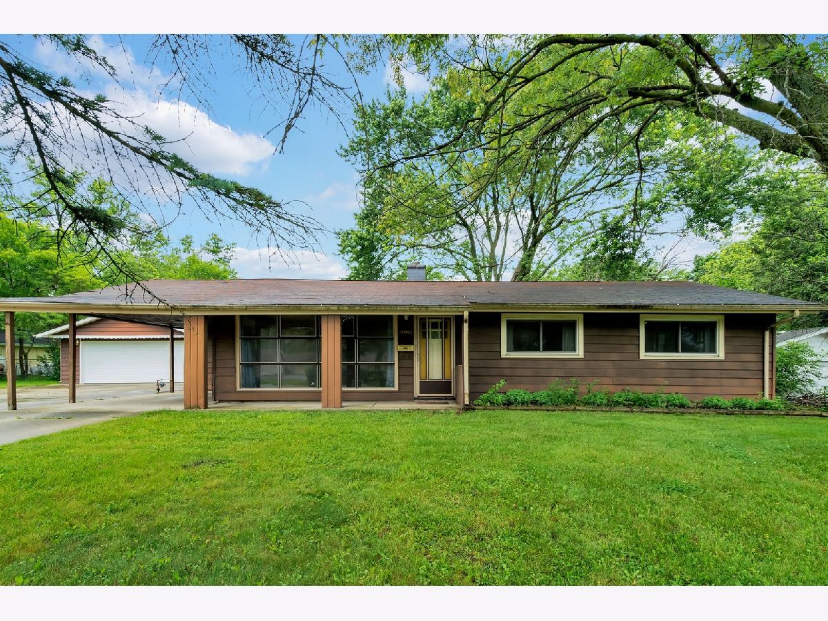 Homes Sold Merrion Country Club Hills Illinois, 18730 Loretto