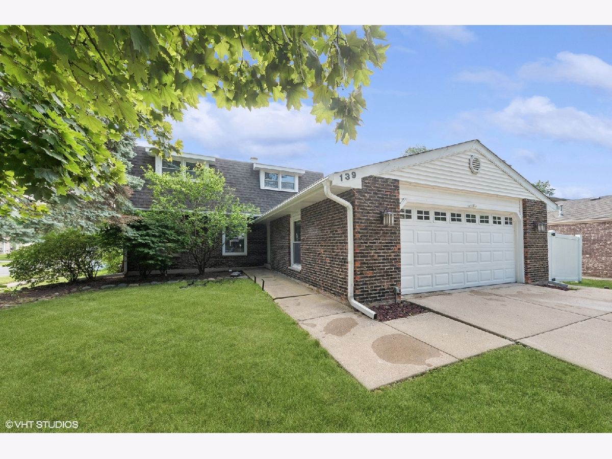 Homes Sold Highland Glen Wheeling Illinois, 139 Berkshire