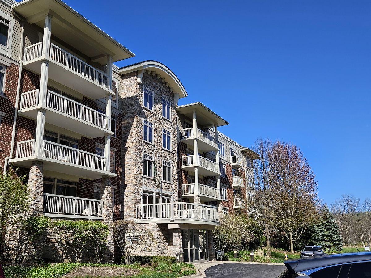 Condominiums Sold Rivers Edge Vernon Hills Illinois, 425 Benjamin
