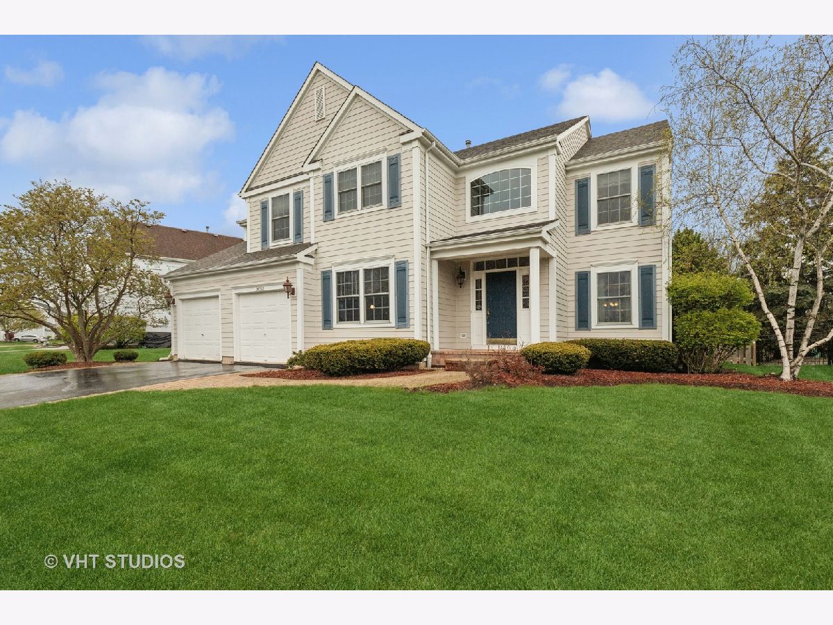 Homes Sold Delaware Crossing Gurnee Illinois, 34287 Old Walnut