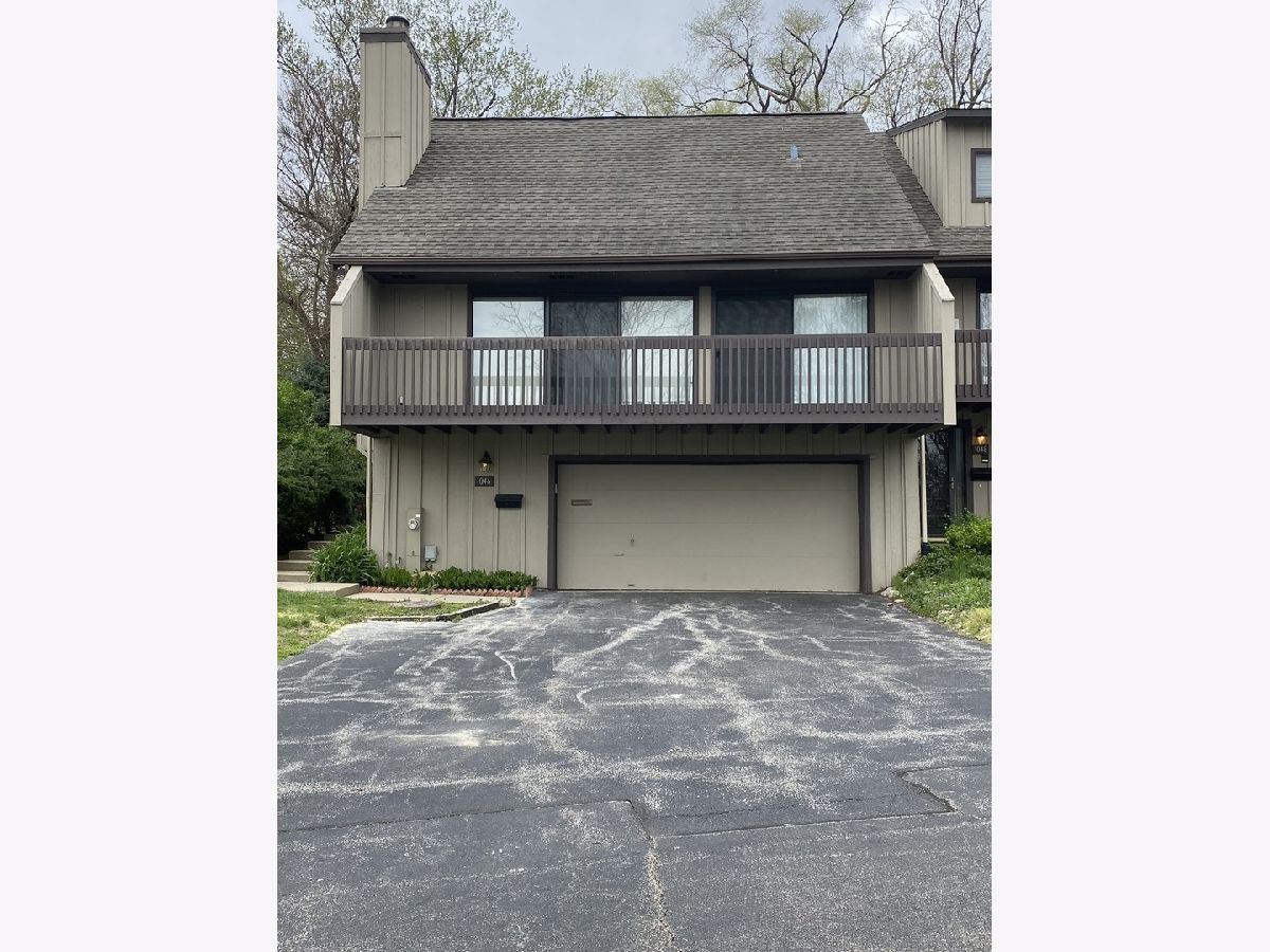 Townhomes Sold Tyler Bluff Elgin Illinois, 1046 Florimond