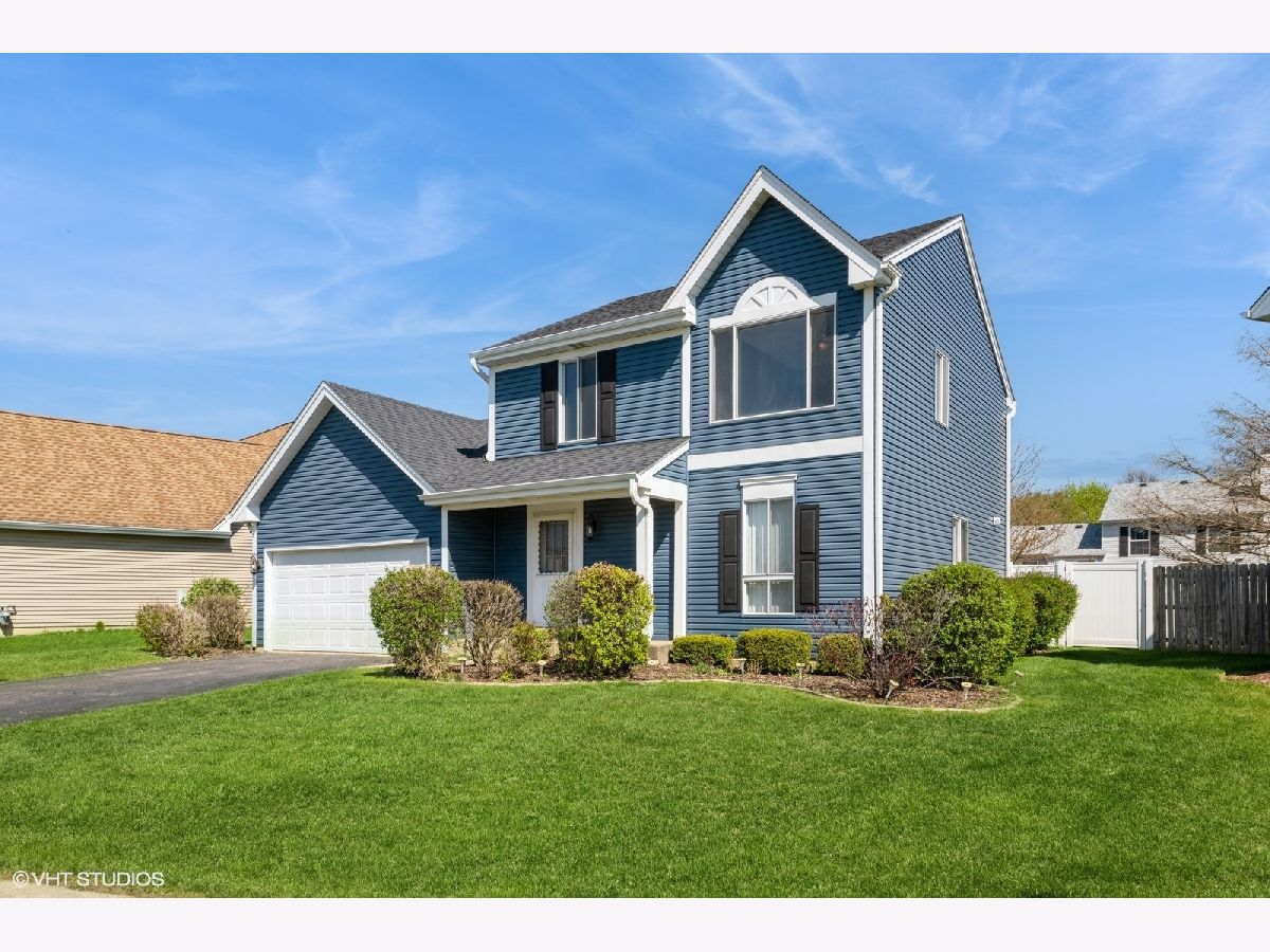Townhomes & Condos & Homes Sold Streamwood Green Streamwood Illinois, 112 Filbert