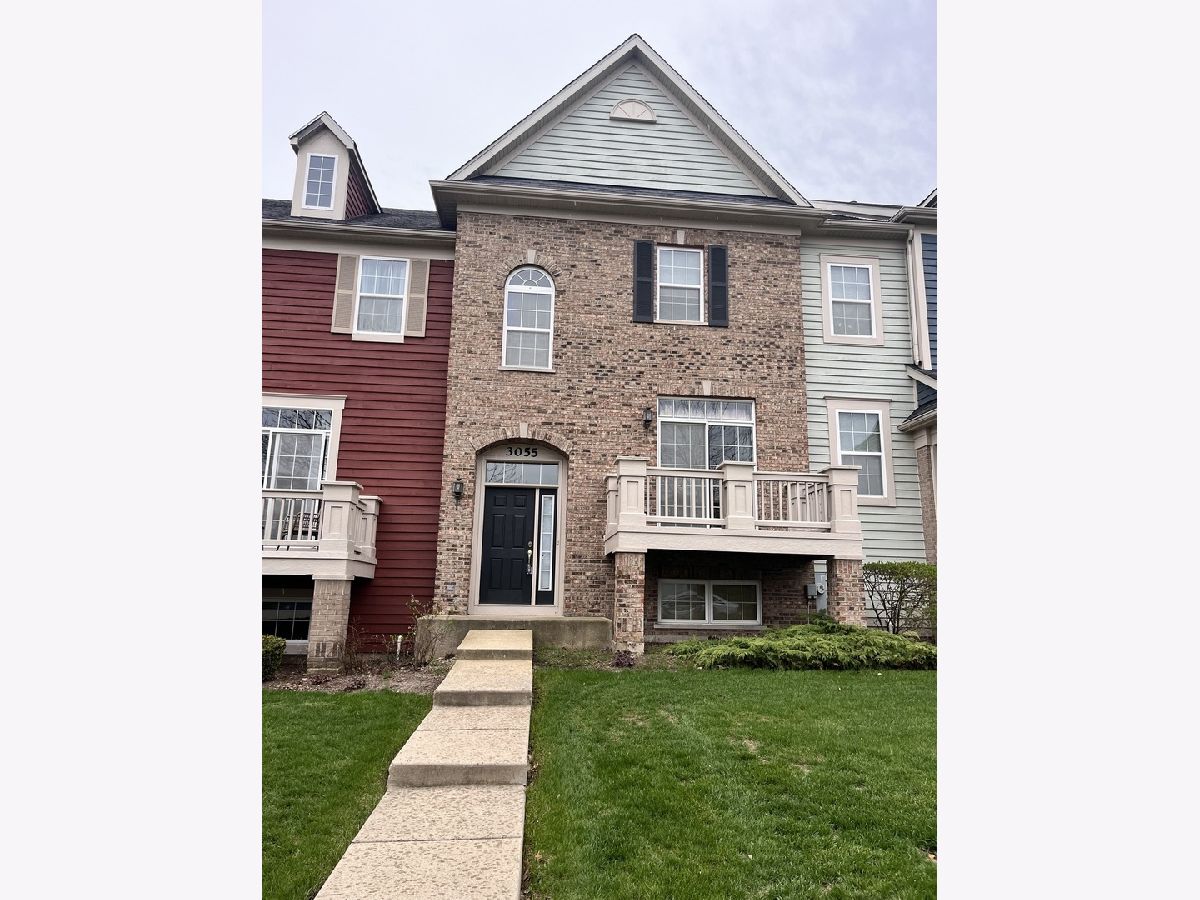 Homes & Townhomes Rented Providence Elgin Illinois, 3055 Hughsdale