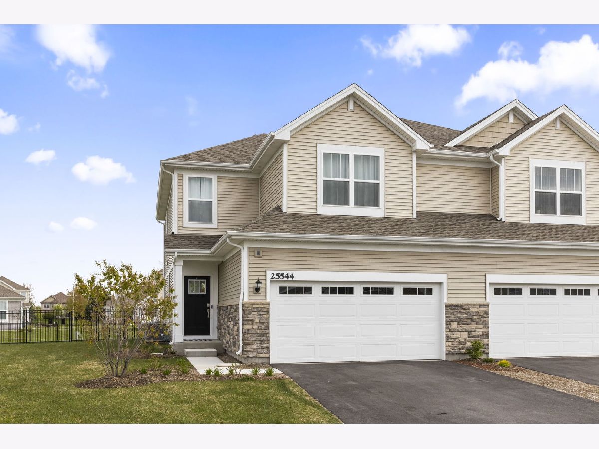 Creekside Crossing Plainfield IL, Homes & Townhomes For Sale & For Rent