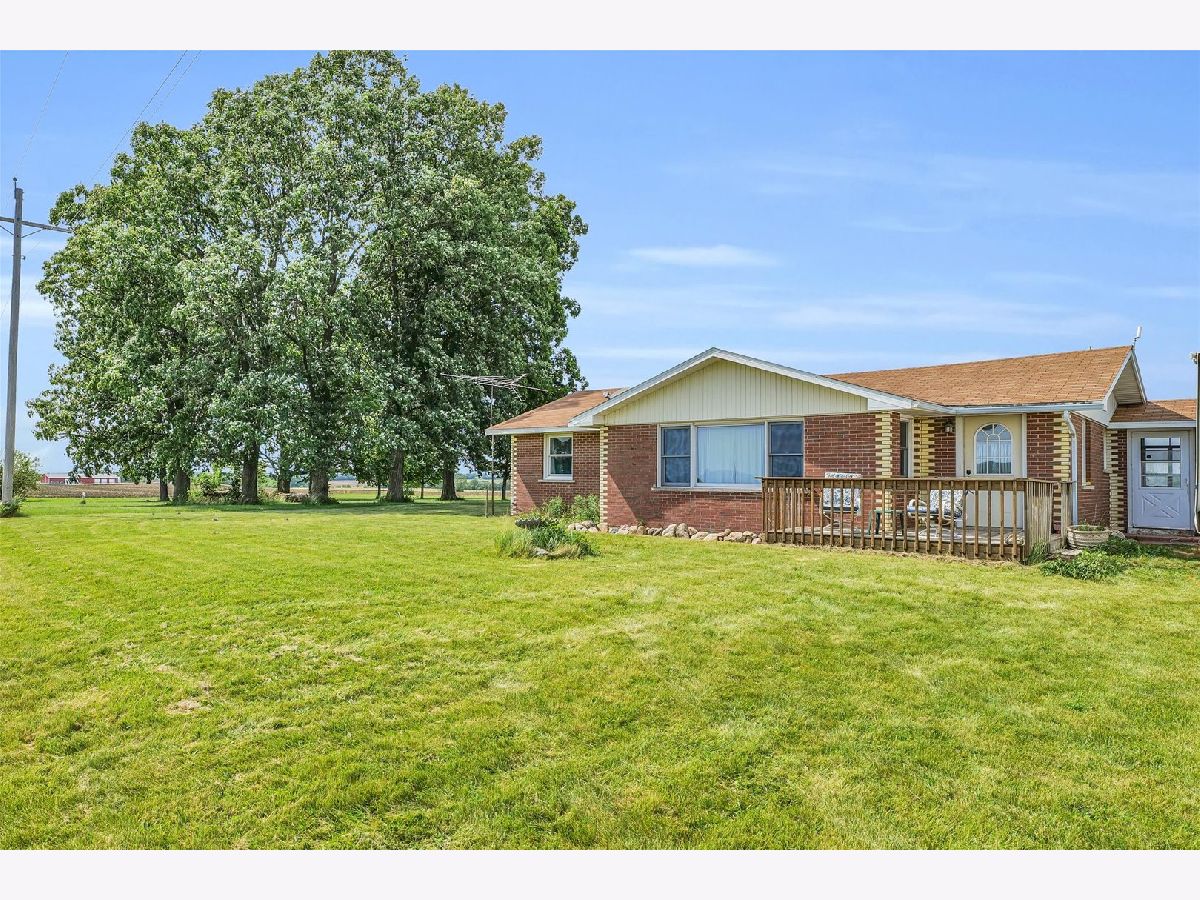 Sold Saybrook Illinois, 38294 1050 North