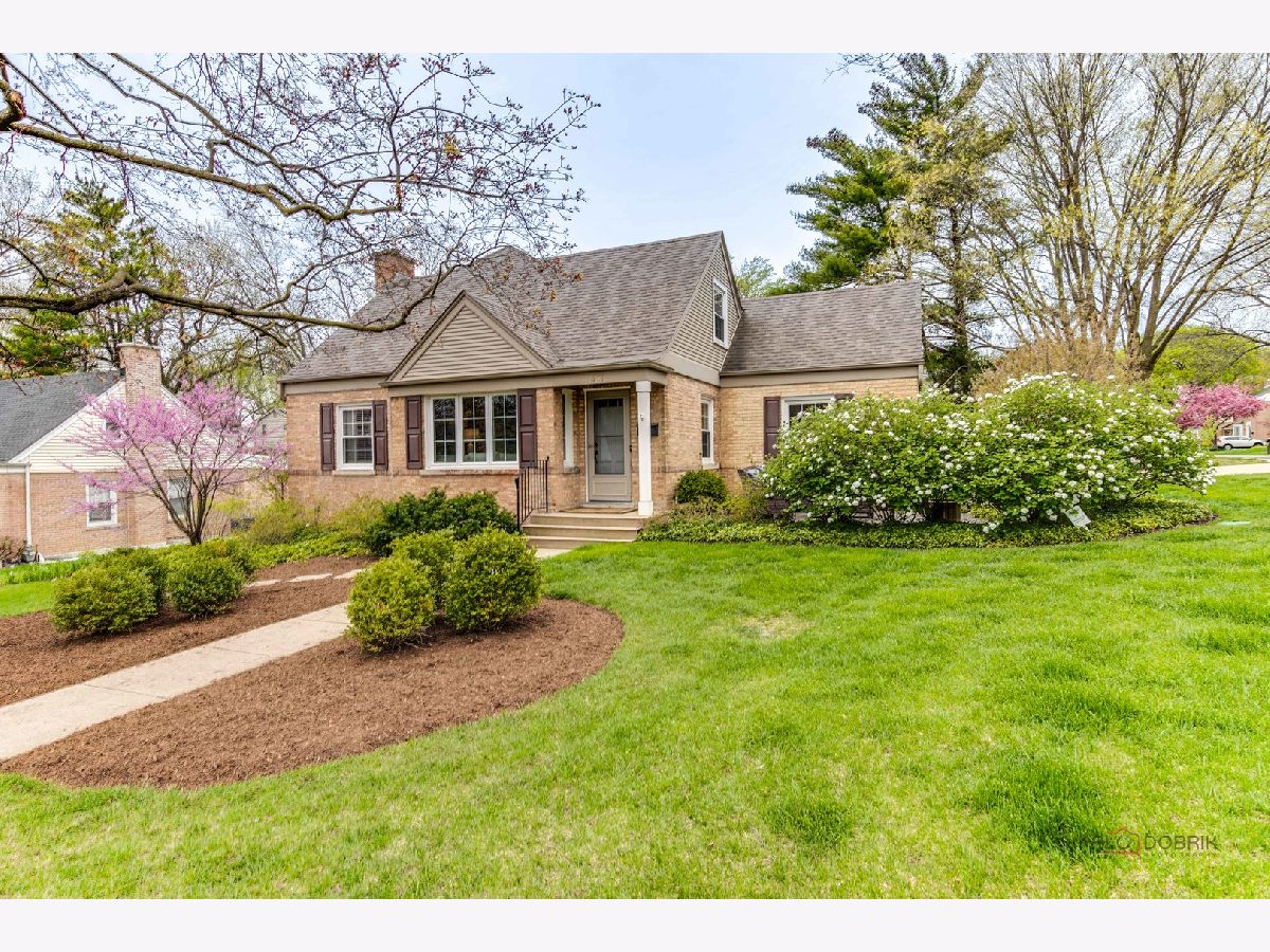 Homes & Townhomes & Condos Sold Copeland Manor Libertyville Illinois, 601 Ardmore