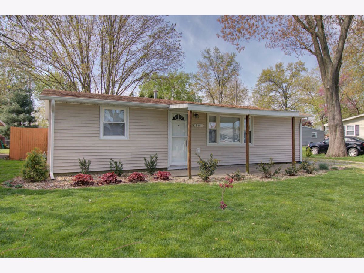 Homes Sold Meadow View Tuscola Illinois, 901 Fairview