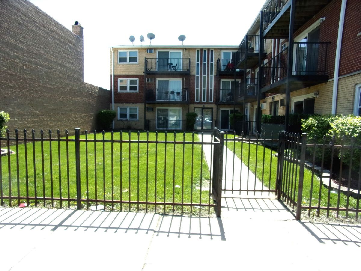 Homes & Condominiums Sold Clear Ridge Chicago Illinois, 5919 63rd