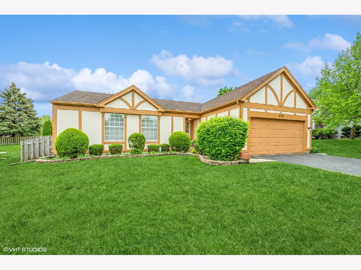 Townhomes & Homes Sold Spinnaker Cove Carol Stream Illinois, 1174 Hyannis