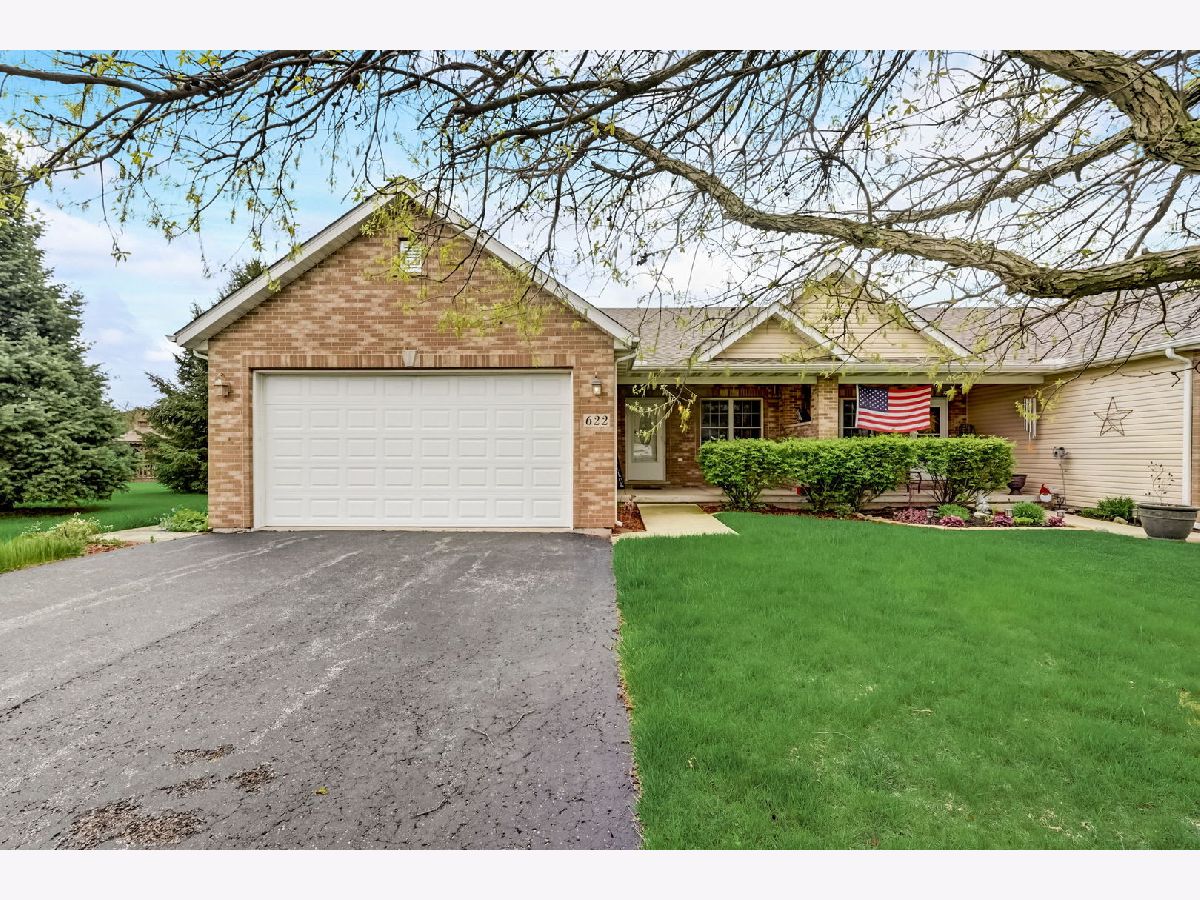 Condos & Townhomes & Homes Sold Westfield Meadows Sandwich Illinois, 622 Charlotte