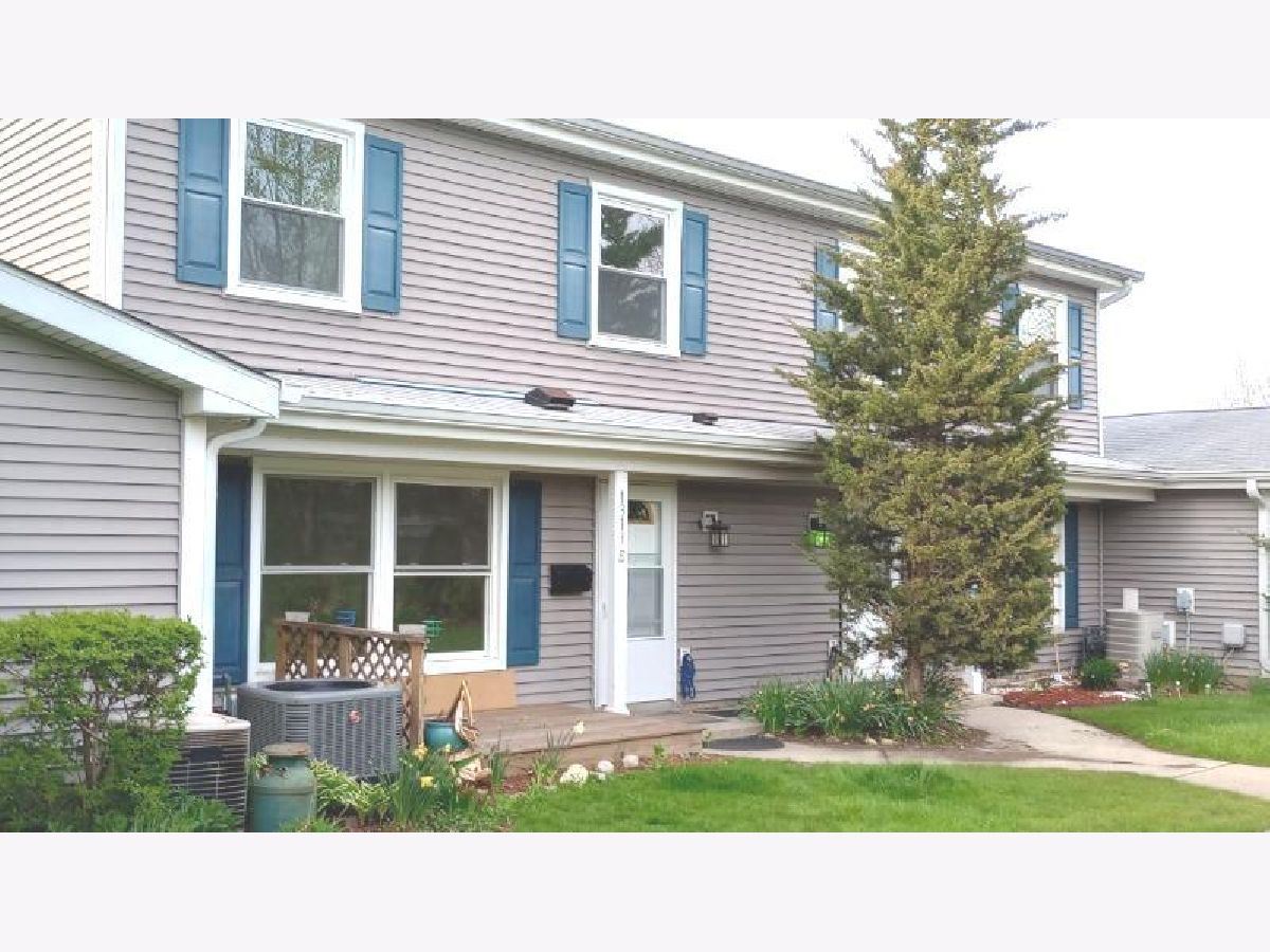 Townhomes & Homes Sold Hanover Square Hanover Park Illinois, 1313 Kingsbury