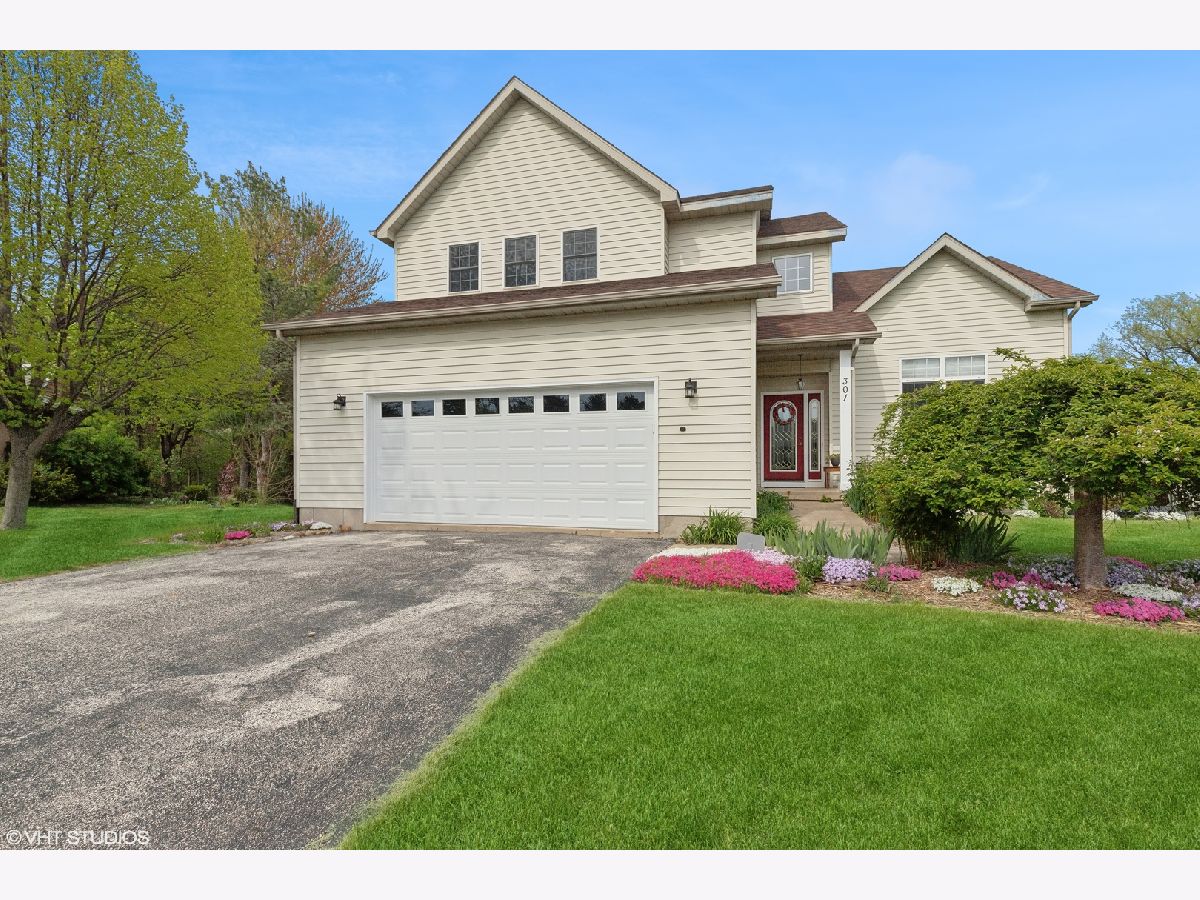 Homes Sold Covenant Cove Winthrop Harbor Illinois, 301 Old Darby