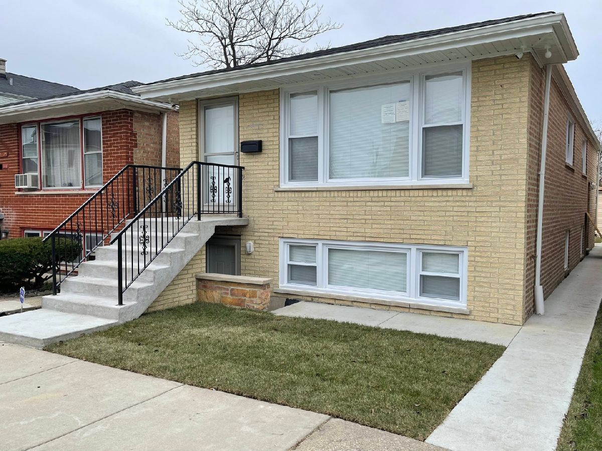 Rented Summit Illinois, 7627 64th