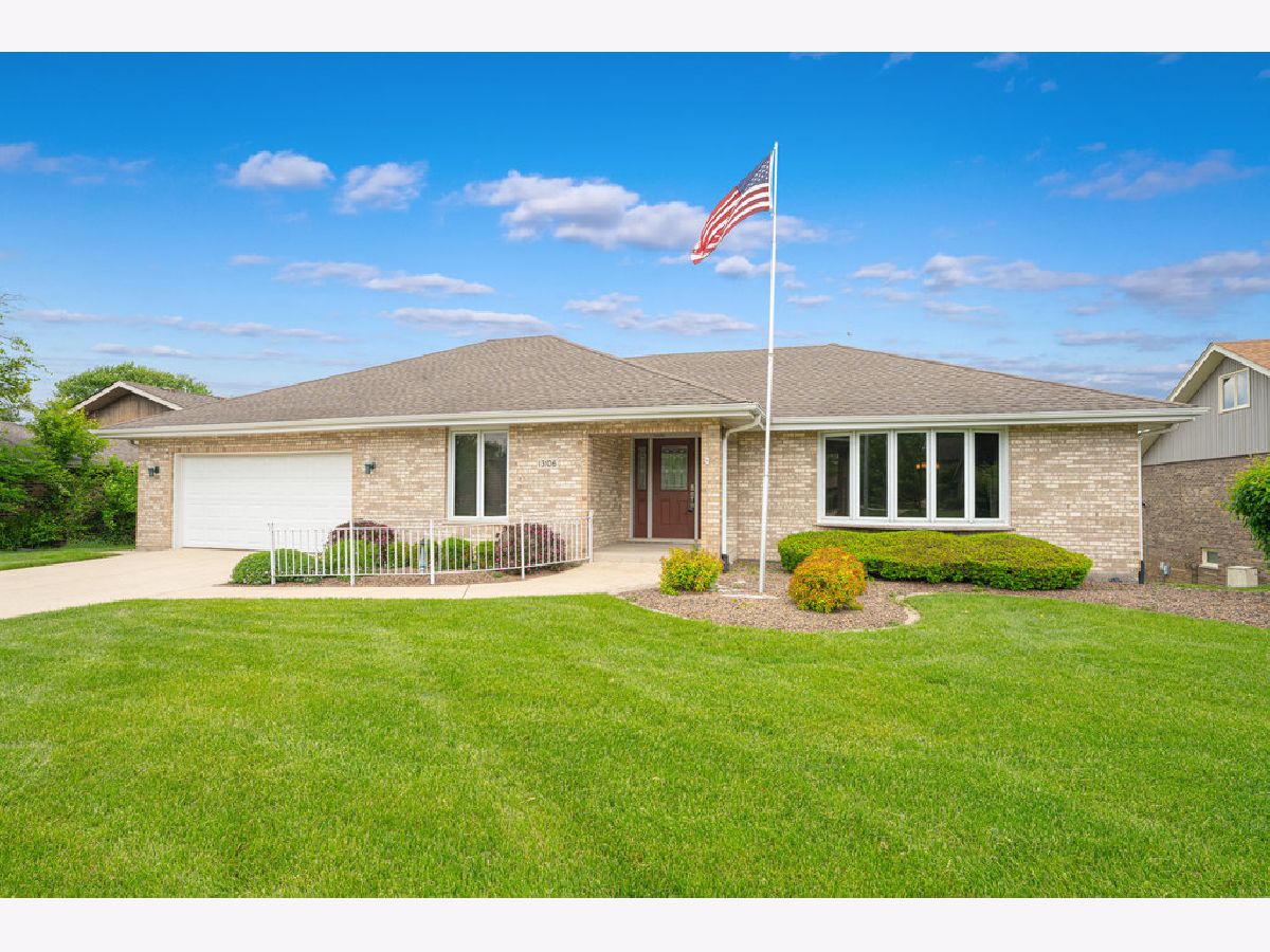 Homes Sold Golden Oak Estates Homer Glen Illinois, 13106 Creekside