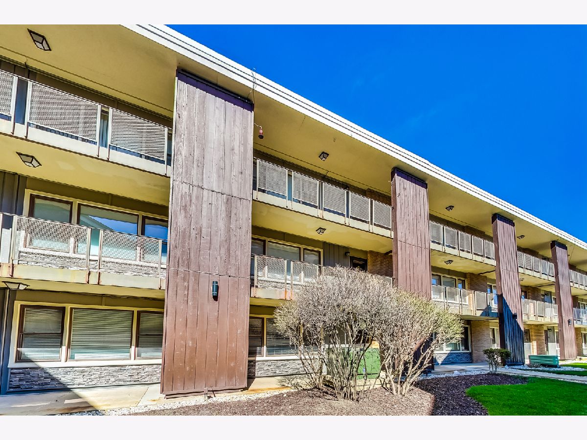  Sold Rosemont Illinois, 9622 Higgins