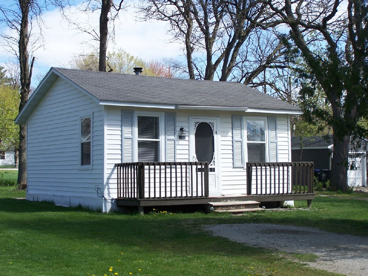 Homes Sold West Shore Beach Mchenry Illinois, 5402 Highland