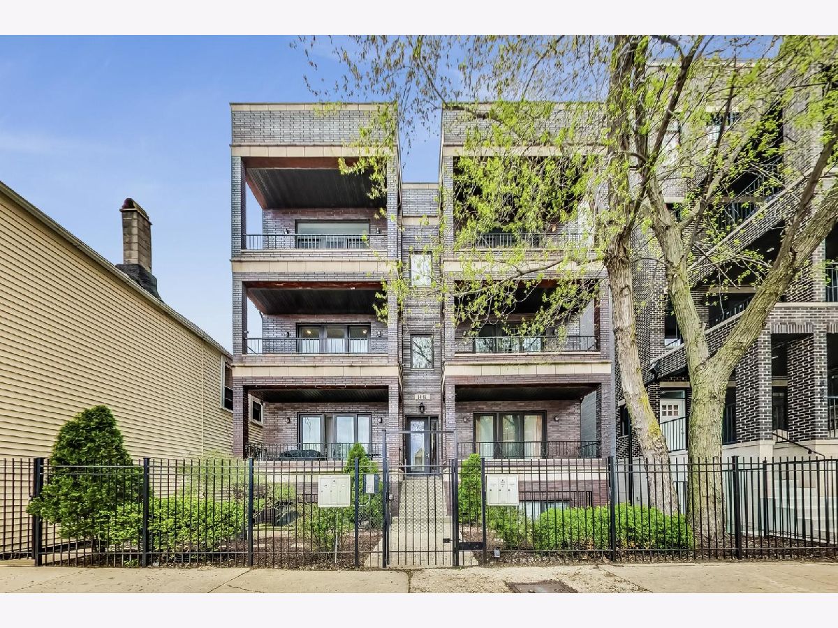Condos & Townhomes & Homes Rented East Village Chicago Illinois, 1441 Augusta