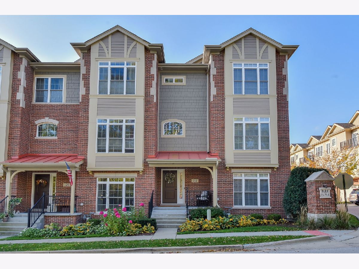 Townhomes Sold Park Place Of Geneva Geneva Illinois, 132 North