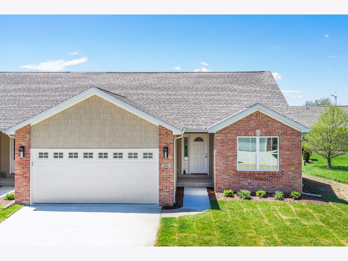 Condos & Townhomes & Homes Sold Prairie Gardens Normal Illinois, 205 Cassidy