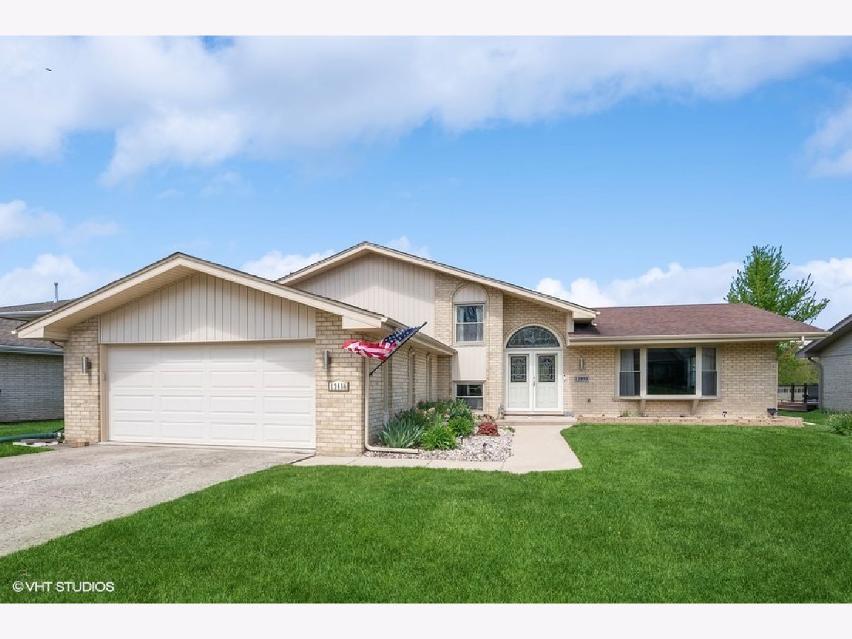 Homes Sold Derby Meadows Orland Park Illinois, 13856 Secretariat