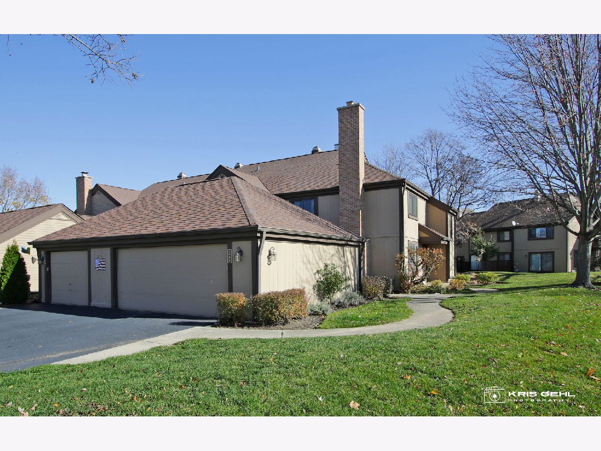 Townhomes & Homes Sold Crossings Buffalo Grove Illinois, 1253 Farnsworth