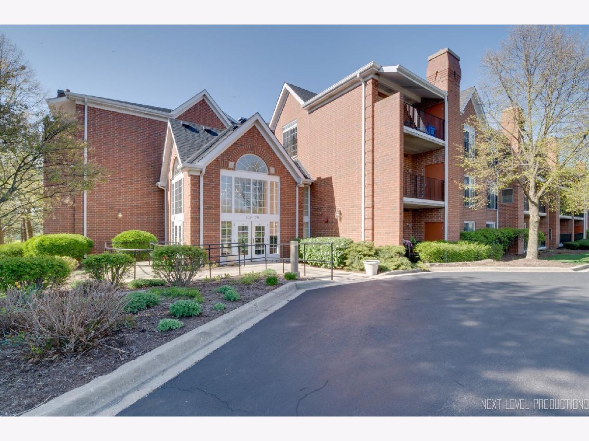 Condominiums Sold Hunt Club Condos St Charles Illinois, 165 Hunt Club