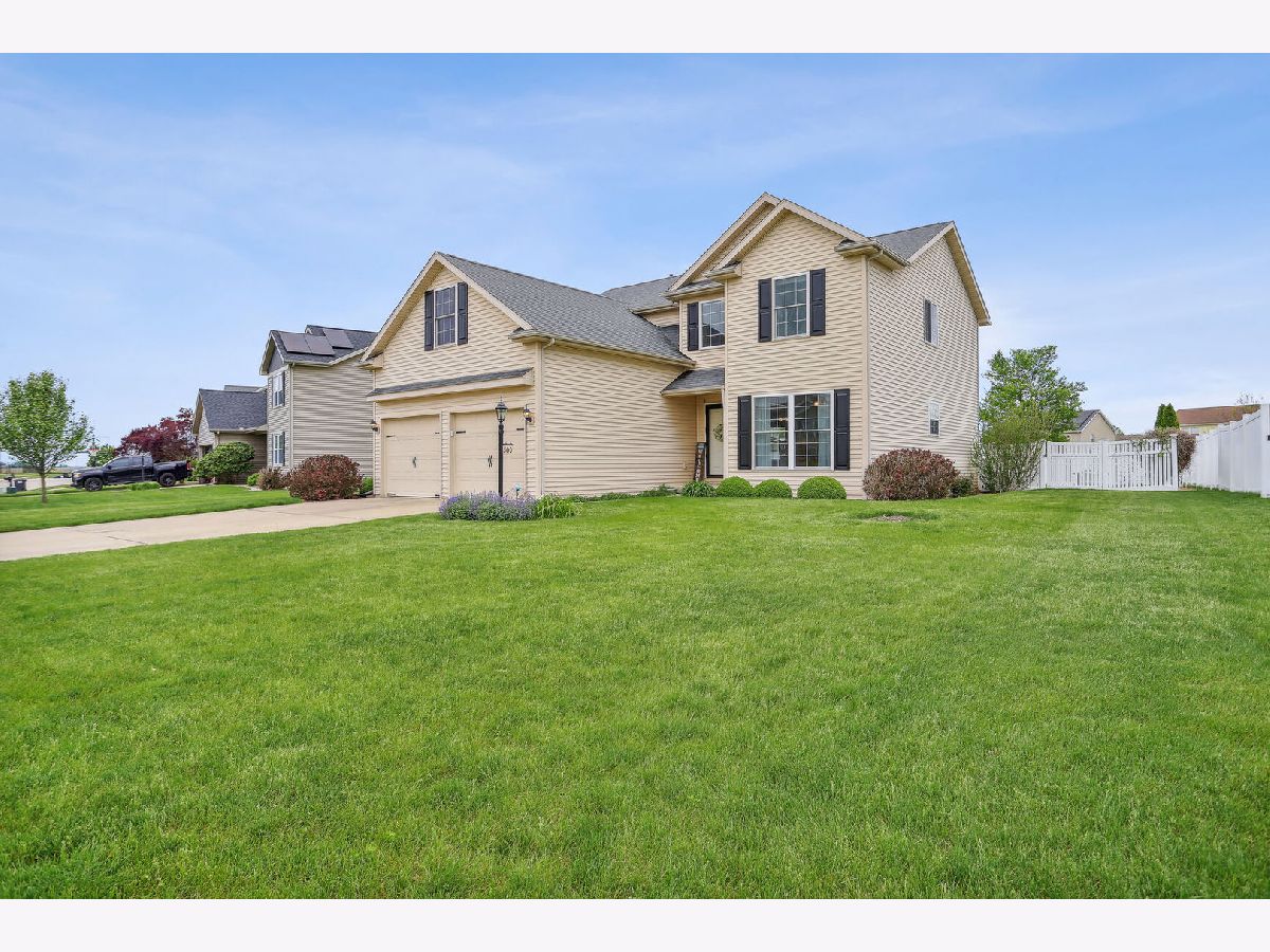 Homes Sold Deerpath Tolono Illinois, 500 Whitehead