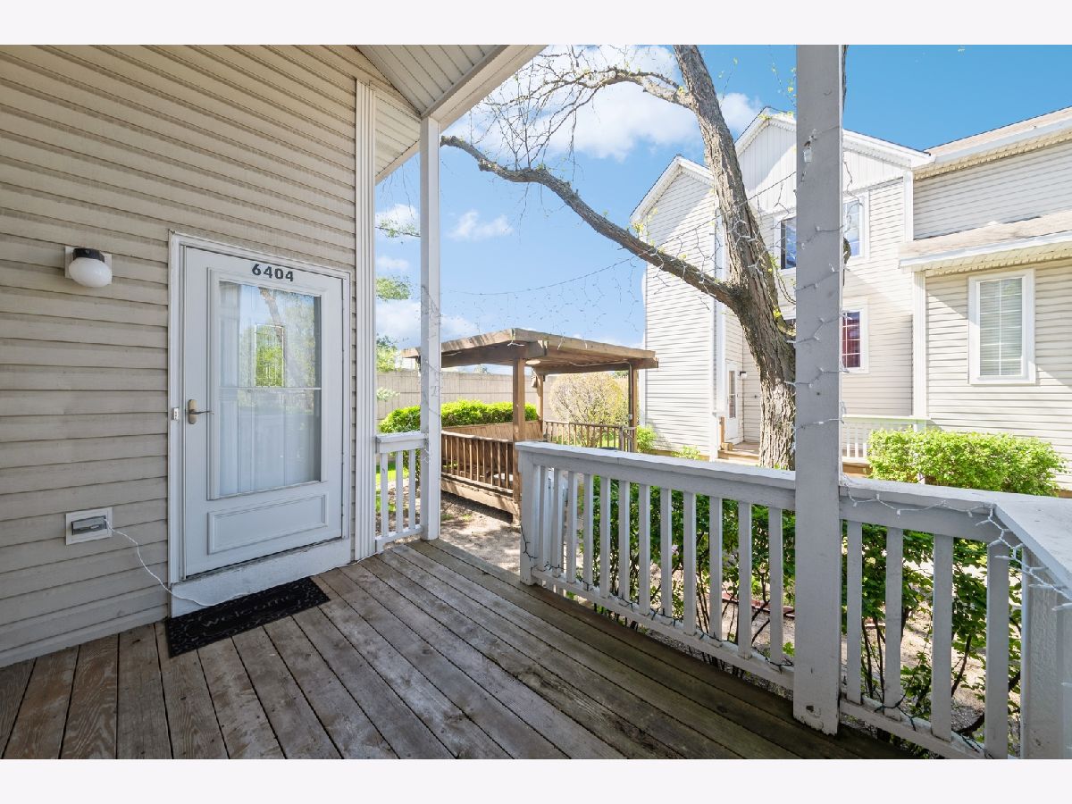 Townhomes & Condos Sold Rainbow Pointe Hanover Park Illinois, 6404 Fremont