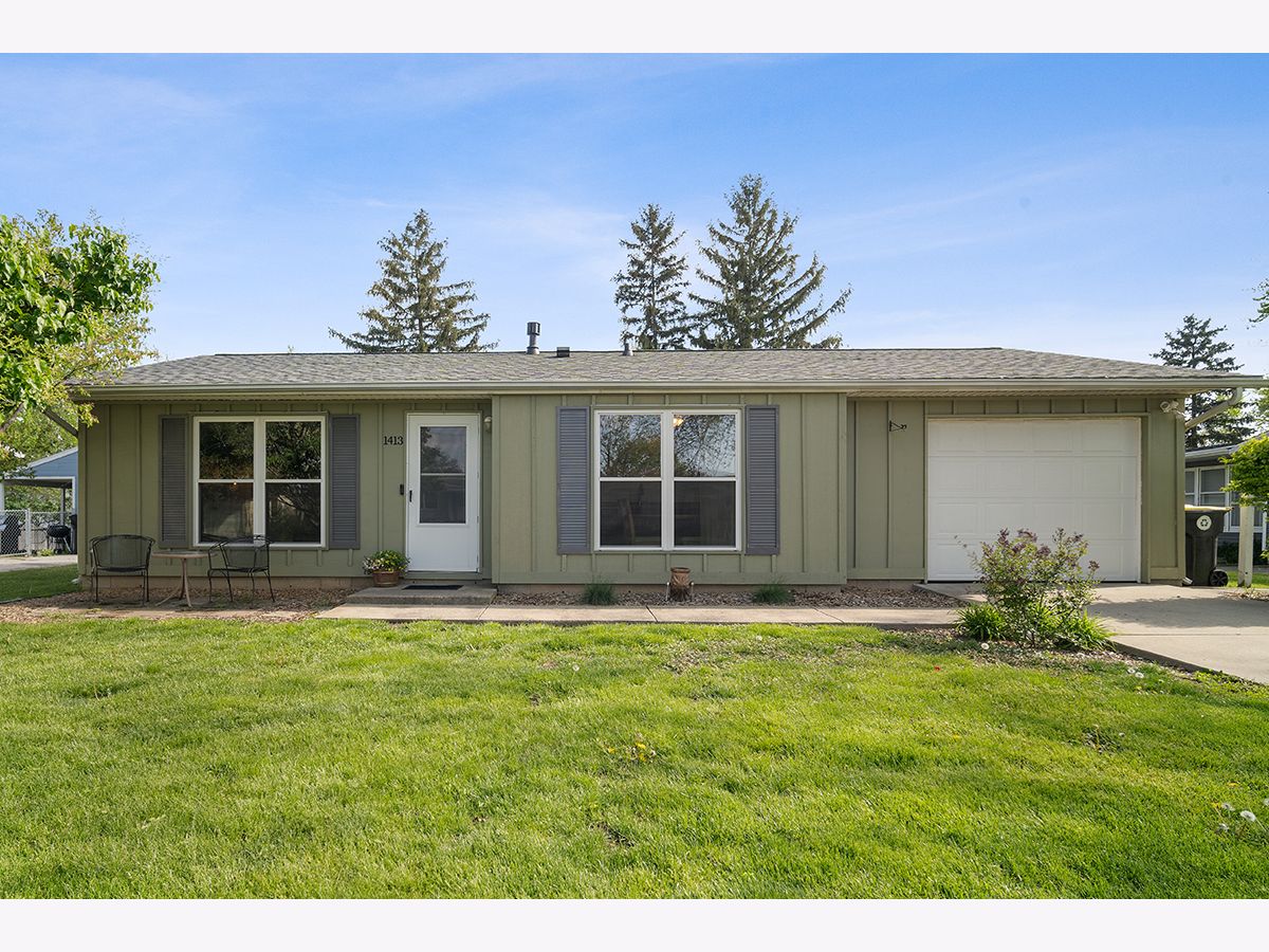 Homes Sold Holiday Hills Normal Illinois, 1413 Dillon