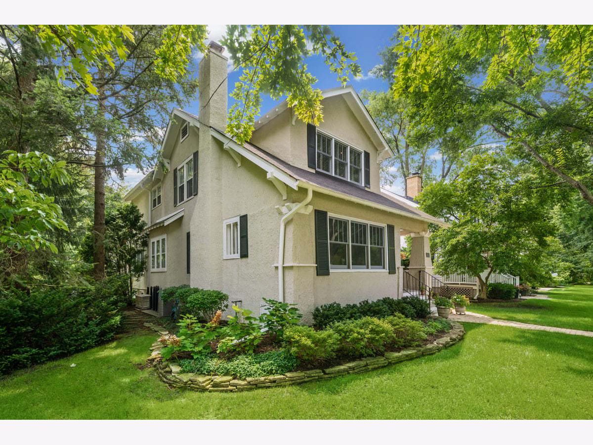  Sold Winnetka Illinois, 1062 Ash