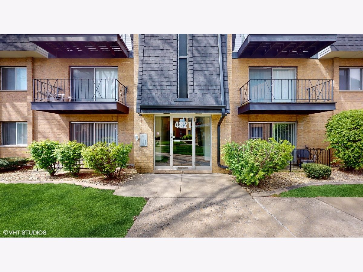 Condominiums Sold Cloister Oak Lawn Illinois, 4821 109th