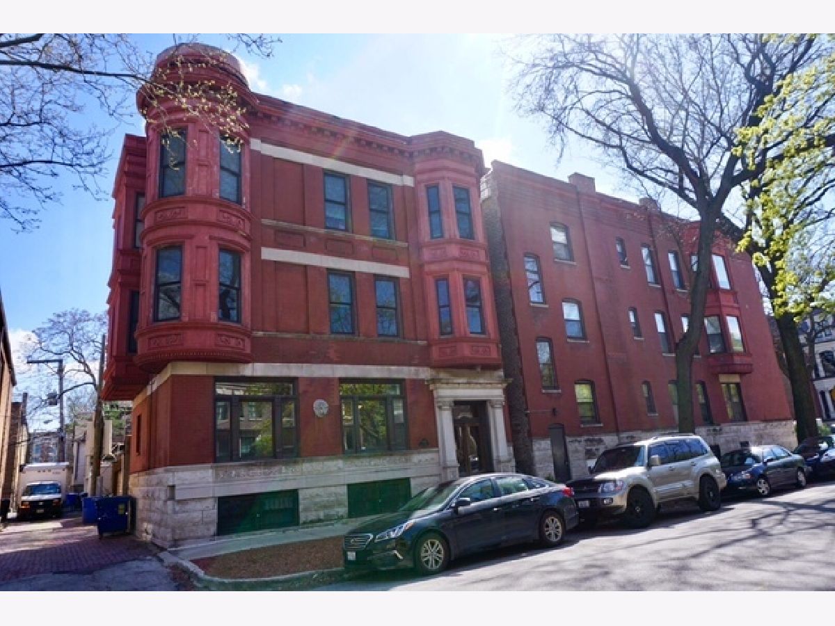 Condominiums & Homes Rented Depaul Chicago Illinois, 1049 Altgeld