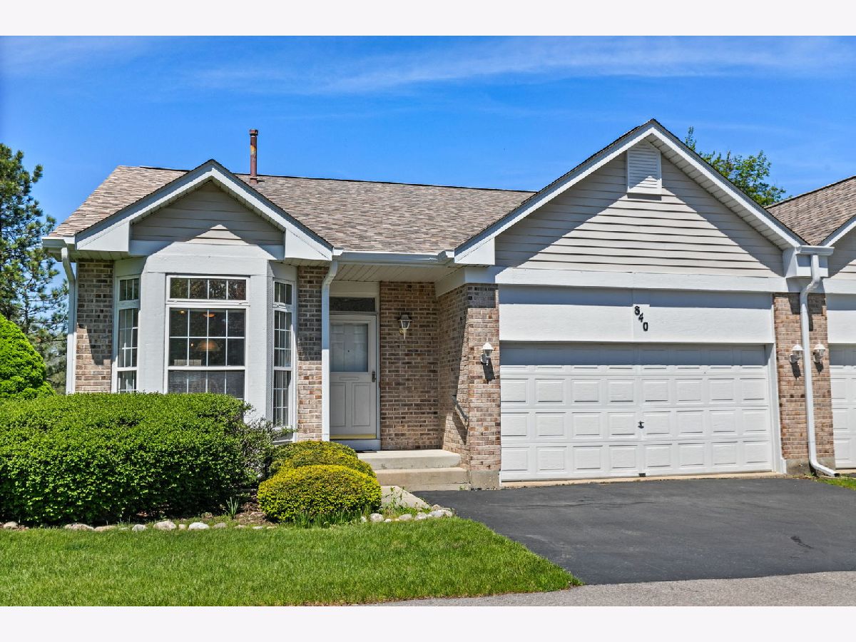 Townhomes Sold Sienna Pointe Cary Illinois, 840 Veridian