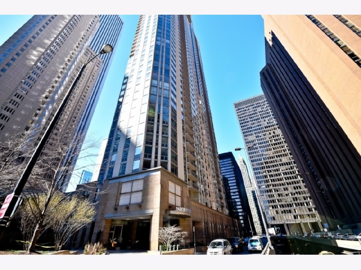 Condominiums Rented Park Millennium Chicago Illinois, 222 Columbus