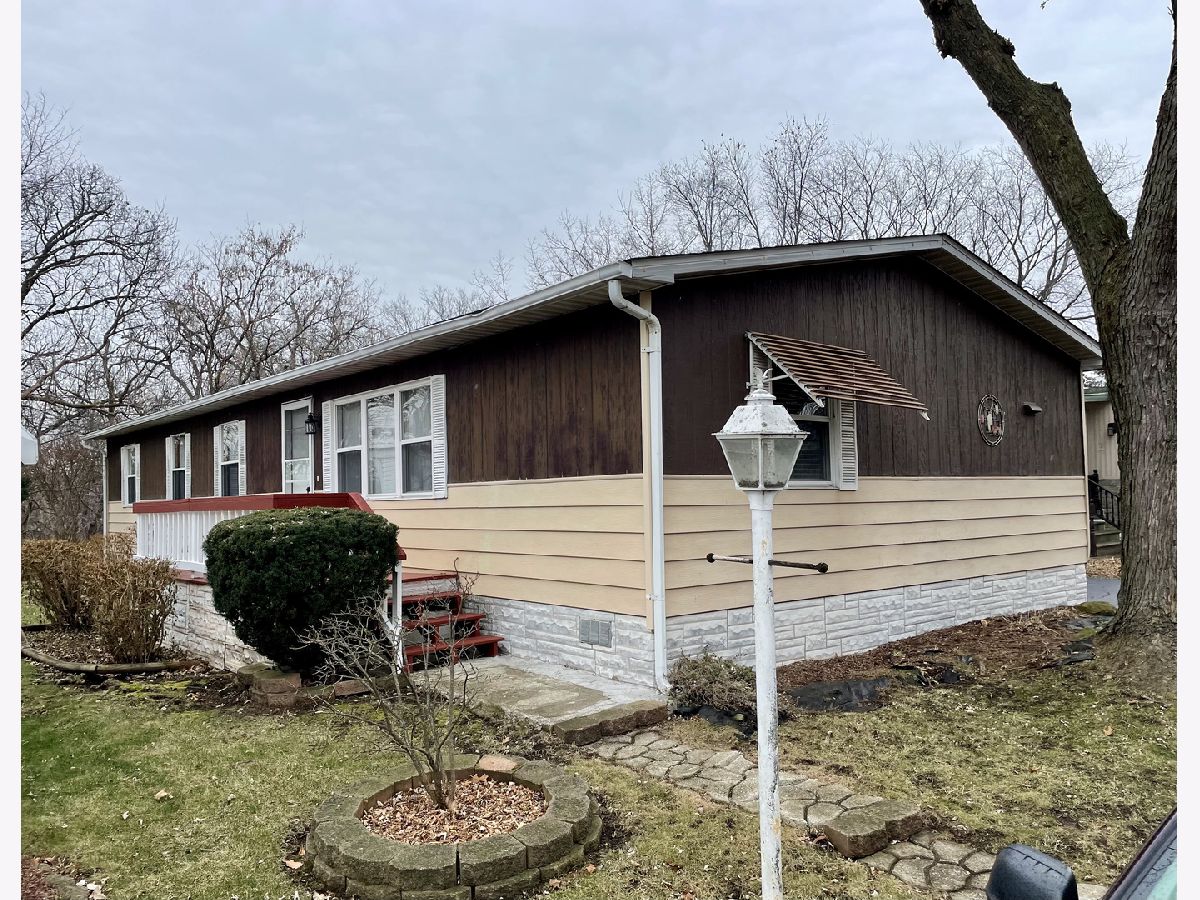 Subdivision Sold Oakbrook Estates Crystal Lake Illinois, 446 Golfview