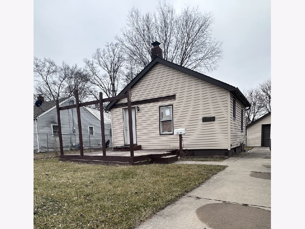  Rented Rockford Illinois, 2909 Lapey